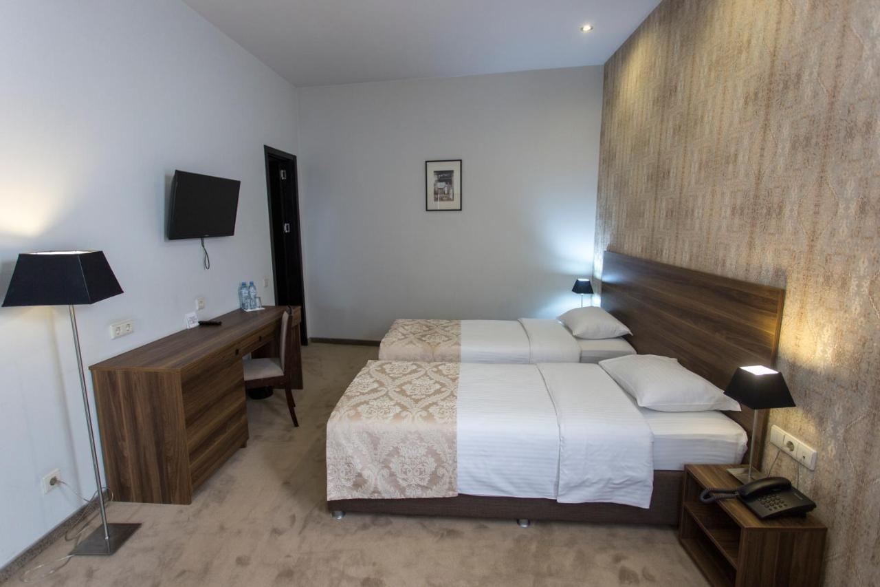 Old Meidan Tbilisi By Urban Hotels Exterior photo