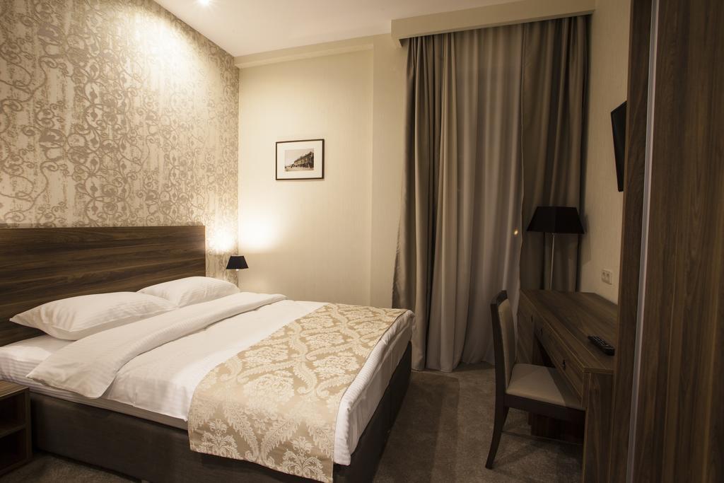 Old Meidan Tbilisi By Urban Hotels Exterior photo