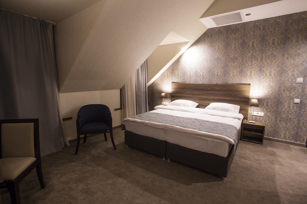 Old Meidan Tbilisi By Urban Hotels Exterior photo