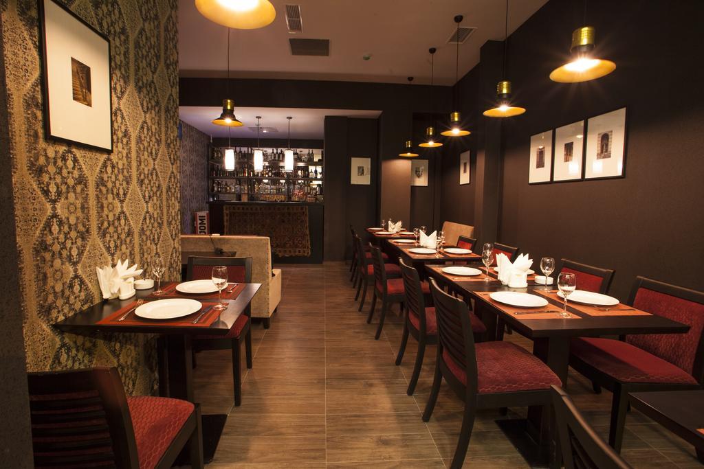 Old Meidan Tbilisi By Urban Hotels Exterior photo
