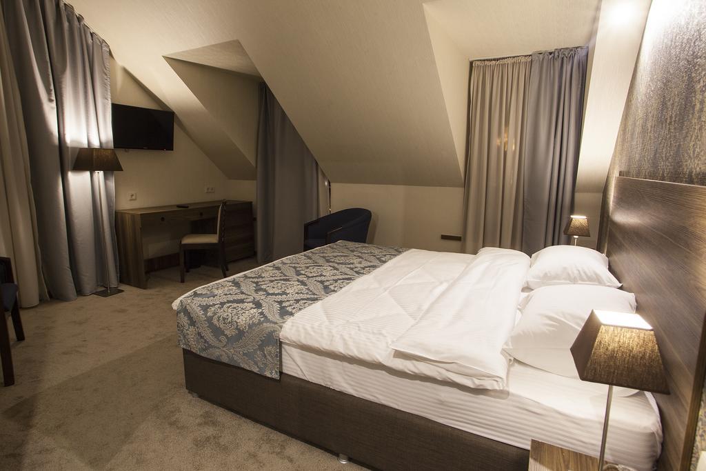 Old Meidan Tbilisi By Urban Hotels Exterior photo